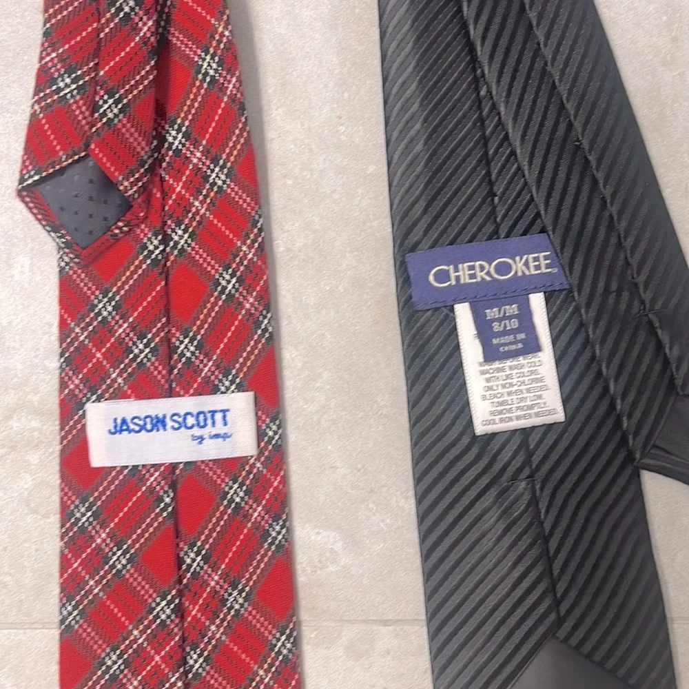 Kids tie bundle perfect for pre-school events & parties, classic looks, like new